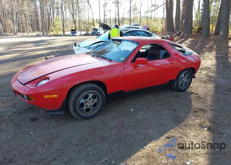 1981 Porsche 928 из США, поврежденный, VIN WP0JA0920BS820625